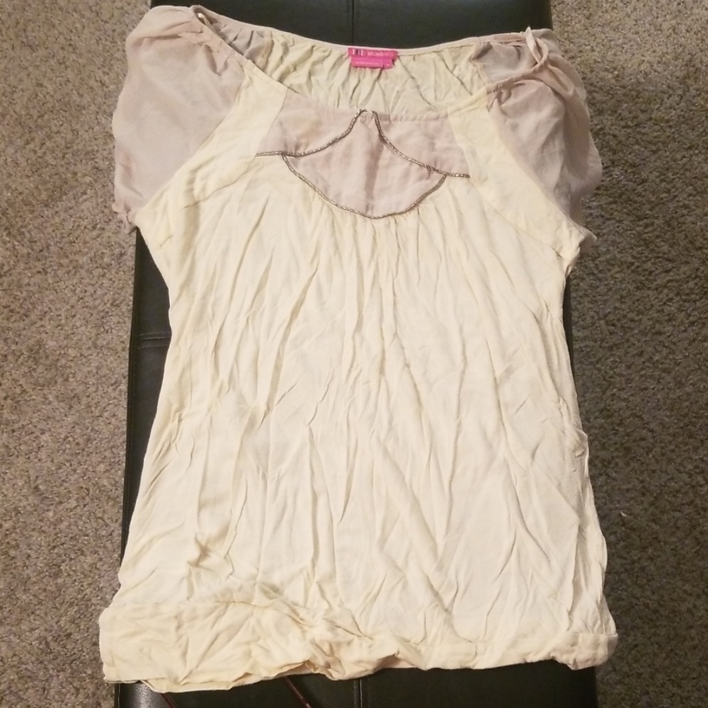 BCBG top